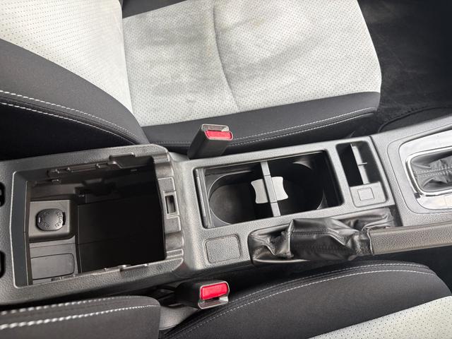 XVハイブリッド 2.0i-L アイサイト 1オーナー 純正ナビ バックカメラ 地デジTV Bluetooth接続 ETC 前後ドライブレコーダー 毎年ディーラー記録簿11枚 禁煙車(36枚目)