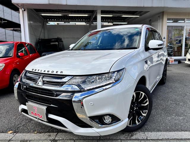 《アフターフォローもお任せ下さい！》ご納車後の修理や車検も承ります。各業者様と提携し、定期点検はもちろんオイル交換、タイヤ交換なども承ります。なんでもご相談ください！