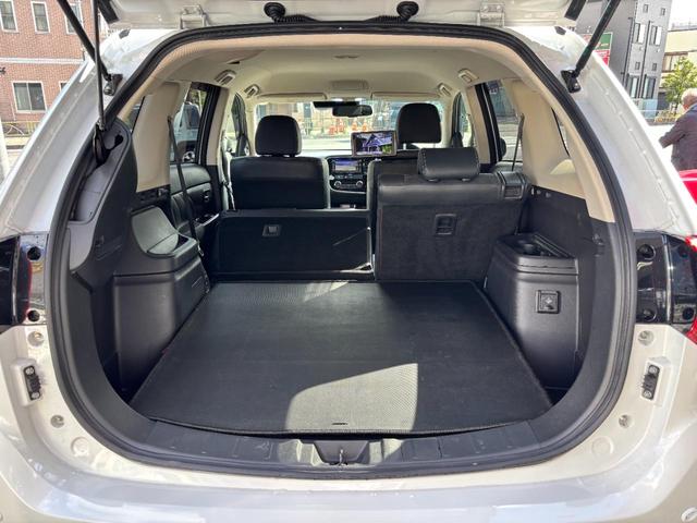 《当店へのアクセス》電車でお越しの場合→京急本線、六郷土手駅・雑色駅から共に徒歩１０分！お電話頂ければ、駅前までお迎えに上がります♪０１２０−７２１−５３１まで