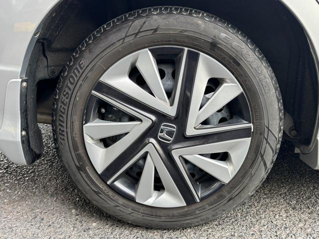 フィットシャトルハイブリッド ハイブリッド・スマートセレクション　助手席回転シート　ハーフレザー　スマートキー２個　Ｈ２５年からＲ７年ディーラー記録簿　純正メモリーナビ　バックカメラ　ＣＤ／ＤＶＤ再生可　ワンセグＴＶ　ＥＴＣ　ノーマルクルコン　ＨＩＤオートライト（45枚目）