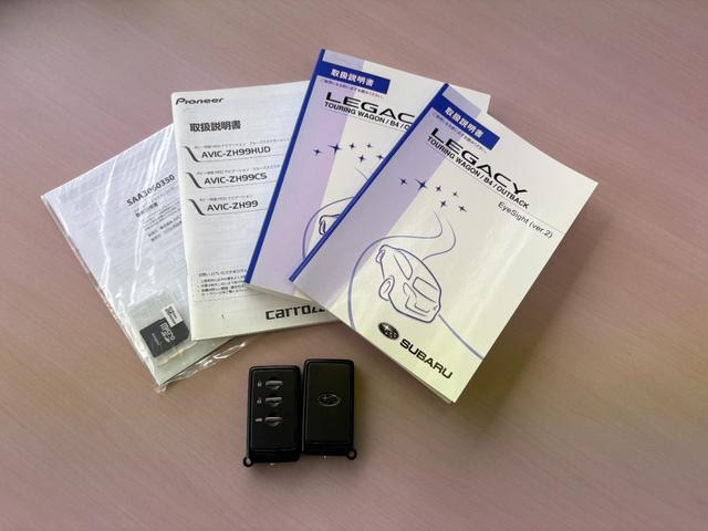 レガシィアウトバック ２．５ｉアイサイト　ＢＦグッドリッチトレールテレーンタイヤ　純正ナビ　バックカメラ　地デジ　ＥＴＣ　Ｂｌｕｅｔｏｏｔｈ　フロントドラレコ　レーダークルーズ　前列電動シート　毎年ディーラー記録簿あり　スマートキー２個（3枚目）