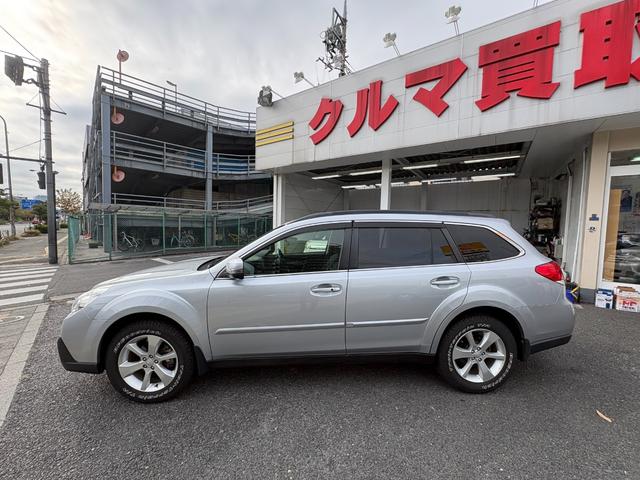 レガシィアウトバック ２．５ｉアイサイト　ＢＦグッドリッチトレールテレーンタイヤ　純正ナビ　バックカメラ　地デジ　ＥＴＣ　Ｂｌｕｅｔｏｏｔｈ　フロントドラレコ　レーダークルーズ　前列電動シート　毎年ディーラー記録簿あり　スマートキー２個（8枚目）