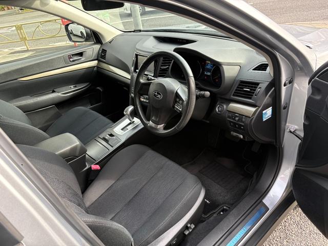 レガシィアウトバック ２．５ｉアイサイト　ＢＦグッドリッチトレールテレーンタイヤ　純正ナビ　バックカメラ　地デジ　ＥＴＣ　Ｂｌｕｅｔｏｏｔｈ　フロントドラレコ　レーダークルーズ　前列電動シート　毎年ディーラー記録簿あり　スマートキー２個（14枚目）