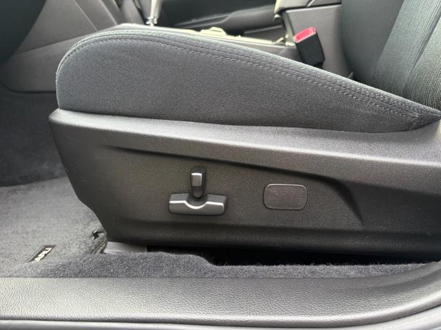 レガシィアウトバック ２．５ｉアイサイト　ＢＦグッドリッチトレールテレーンタイヤ　純正ナビ　バックカメラ　地デジ　ＥＴＣ　Ｂｌｕｅｔｏｏｔｈ　フロントドラレコ　レーダークルーズ　前列電動シート　毎年ディーラー記録簿あり　スマートキー２個（33枚目）