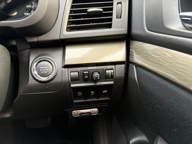 レガシィアウトバック ２．５ｉアイサイト　ＢＦグッドリッチトレールテレーンタイヤ　純正ナビ　バックカメラ　地デジ　ＥＴＣ　Ｂｌｕｅｔｏｏｔｈ　フロントドラレコ　レーダークルーズ　前列電動シート　毎年ディーラー記録簿あり　スマートキー２個（38枚目）