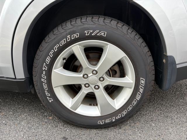 レガシィアウトバック ２．５ｉアイサイト　ＢＦグッドリッチトレールテレーンタイヤ　純正ナビ　バックカメラ　地デジ　ＥＴＣ　Ｂｌｕｅｔｏｏｔｈ　フロントドラレコ　レーダークルーズ　前列電動シート　毎年ディーラー記録簿あり　スマートキー２個（51枚目）