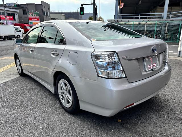 ＳＡＩ Ｓ　ワンオーナー　禁煙車　スマートキー２個　純正ＨＤＤナビ　バックカメラ　ＥＴＣ　ＨＩＤオートライト　電動シート　ノーマルクルコン　車両／ナビ取説　革巻きステアリング　Ｈ２３年からＲ７年ディーラー記録簿（9枚目）