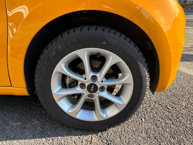 トゥインゴ ＥＤＣ　ワンオーナー　Ａｐｐｌｅ　ＣａｒＰｌａｙ＆Ａｎｄｒｏｉｄ　Ａｕｔｏ対応　ディスプレイオーディオ　バックカメラ　障害物ソナー　オートライト　スタッドレスタイヤあり　キーレス２個　取扱説明書　禁煙車（46枚目）