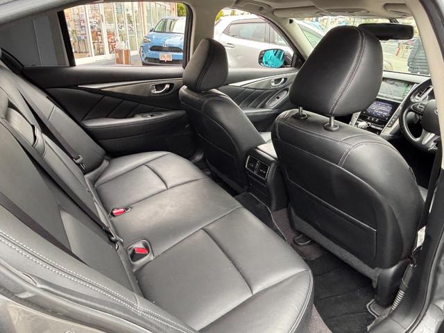 スカイライン 350GT ハイブリッド タイプSP 全方位運転支援システム サンルーフ エマブレ インテリジェントクルコン 全方位カメラ テイン車高調 RAYS19インチアルミ 黒革シート パワーシート シートヒーター BOSEサウンドシステム(15枚目)