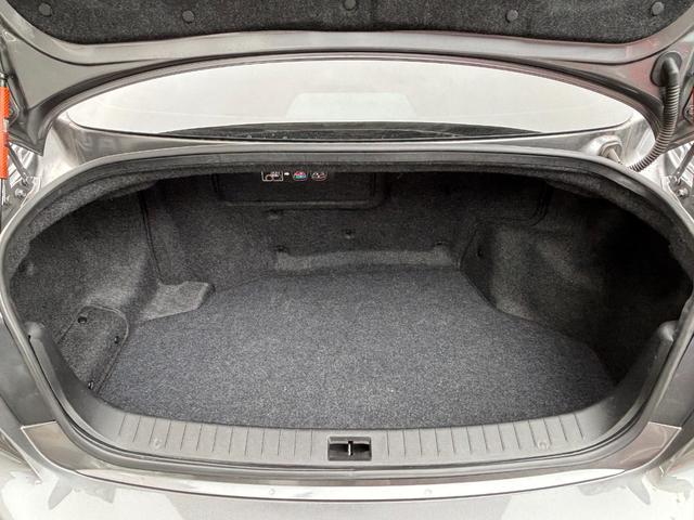 スカイライン 350GT ハイブリッド タイプSP 全方位運転支援システム サンルーフ エマブレ インテリジェントクルコン 全方位カメラ テイン車高調 RAYS19インチアルミ 黒革シート パワーシート シートヒーター BOSEサウンドシステム(18枚目)