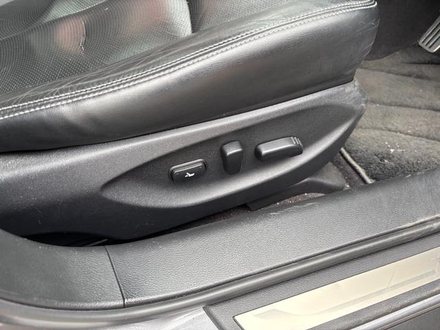 スカイライン 350GT ハイブリッド タイプSP 全方位運転支援システム サンルーフ エマブレ インテリジェントクルコン 全方位カメラ テイン車高調 RAYS19インチアルミ 黒革シート パワーシート シートヒーター BOSEサウンドシステム(33枚目)