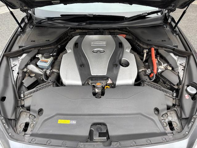 スカイライン 350GT ハイブリッド タイプSP 全方位運転支援システム サンルーフ エマブレ インテリジェントクルコン 全方位カメラ テイン車高調 RAYS19インチアルミ 黒革シート パワーシート シートヒーター BOSEサウンドシステム(39枚目)