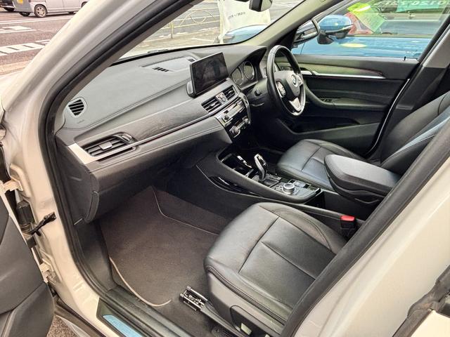 Ｘ１ ｘＤｒｉｖｅ　１８ｄｘラインＥＤジョイ＋ハイラインＰ　純正ＨＤＤナビ　地デジＴＶ　レーダークルーズ　バックカメラ　ＥＴＣ２．０　レーンキープ　障害物ソナー　電動バックドア　Ｂｌｕｅｔｏｏｔｈ接続　シートヒーター　スマートキー２個　毎年ディーラー記録簿４枚（17枚目）