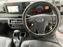 ジャンボＳＡＩＩＩｔ　純正ナビ　地デジ　Ｂｌｕｅｔｏｏｔｈ　ＥＴＣ　ＣＤ　ＤＶＤ　デジタルインナーミラー型ドラレコ　衝突防止軽減ブレーキ　ＬＥＤライト　革シートカバー　令和６年ディーラー記録簿　キーレス　スペアキー２本（28枚目）