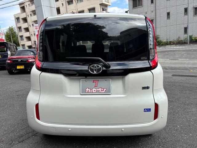 シエンタ ハイブリッドＺ　ワンオーナー　禁煙車　純正ナビ　フルセグＴＶ　全方位カメラ　両側パワースライドドア　ＥＴＣ２．０　プリクラッシュ　レーダークルーズ　パーキングサポートブレーキ　ブラインドスポット　クリアランスソナー（8枚目）
