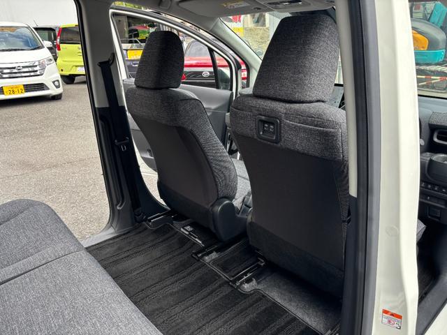 シエンタ ハイブリッドＺ　ワンオーナー　禁煙車　純正ナビ　フルセグＴＶ　全方位カメラ　両側パワースライドドア　ＥＴＣ２．０　プリクラッシュ　レーダークルーズ　パーキングサポートブレーキ　ブラインドスポット　クリアランスソナー（17枚目）