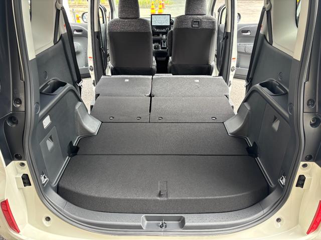 シエンタ ハイブリッドＺ　ワンオーナー　禁煙車　純正ナビ　フルセグＴＶ　全方位カメラ　両側パワースライドドア　ＥＴＣ２．０　プリクラッシュ　レーダークルーズ　パーキングサポートブレーキ　ブラインドスポット　クリアランスソナー（24枚目）