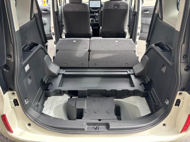 シエンタ ハイブリッドＺ　ワンオーナー　禁煙車　純正ナビ　フルセグＴＶ　全方位カメラ　両側パワースライドドア　ＥＴＣ２．０　プリクラッシュ　レーダークルーズ　パーキングサポートブレーキ　ブラインドスポット　クリアランスソナー（25枚目）