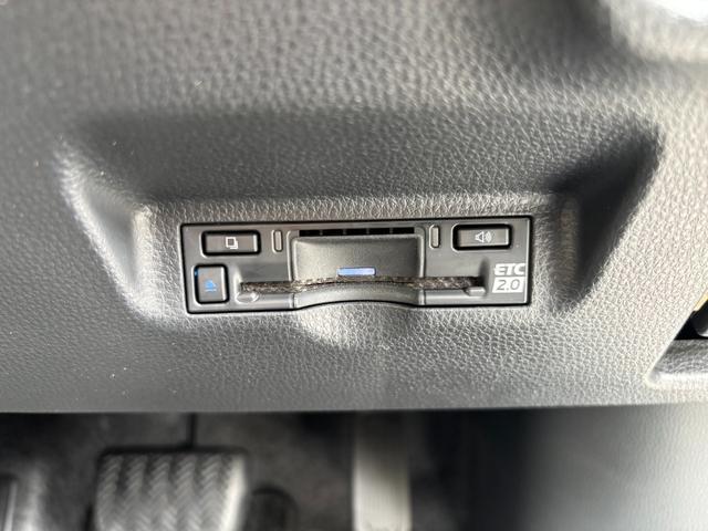 シエンタ ハイブリッドＺ　ワンオーナー　禁煙車　純正ナビ　フルセグＴＶ　全方位カメラ　両側パワースライドドア　ＥＴＣ２．０　プリクラッシュ　レーダークルーズ　パーキングサポートブレーキ　ブラインドスポット　クリアランスソナー（48枚目）
