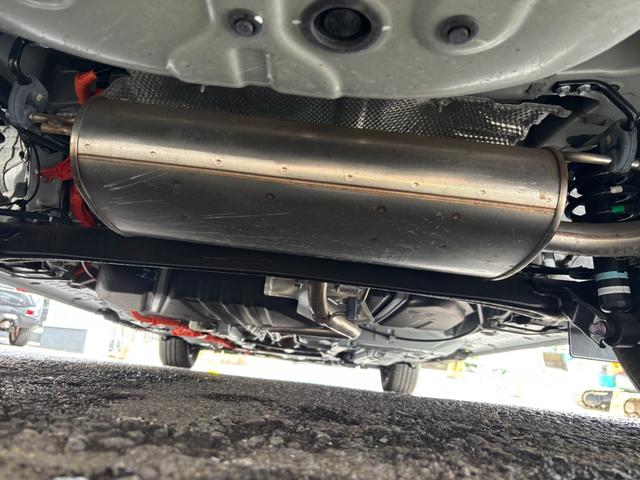 シエンタ ハイブリッドＺ　ワンオーナー　禁煙車　純正ナビ　フルセグＴＶ　全方位カメラ　両側パワースライドドア　ＥＴＣ２．０　プリクラッシュ　レーダークルーズ　パーキングサポートブレーキ　ブラインドスポット　クリアランスソナー（58枚目）