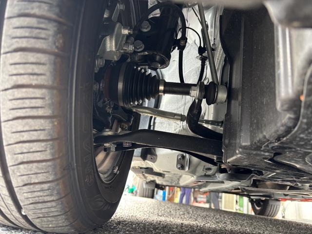 シエンタ ハイブリッドＺ　ワンオーナー　禁煙車　純正ナビ　フルセグＴＶ　全方位カメラ　両側パワースライドドア　ＥＴＣ２．０　プリクラッシュ　レーダークルーズ　パーキングサポートブレーキ　ブラインドスポット　クリアランスソナー（61枚目）