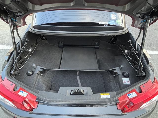 コペン エクスプレイ　ワンオーナー　禁煙　ＭＴ車　純正ナビ＋ＴＶ　ＬＥＤヘッドライト　純正１６ＡＷ　前席シートヒーター　電動オープン　スマートキー　プッシュスタート　革巻きハンドル　横滑り防止　ディーラー記録簿９枚Ｒ６年有（27枚目）