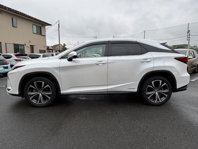 RX RX450h バージョンL ムーンルーフ セーフティシステムプラス パーキングサポートブレーキ ブラインドスポットモニター 革シート 前席パワーシート シートヒーター前後 三眼LEDヘッドライト LEDシーケンシャルターンランプ(6枚目)