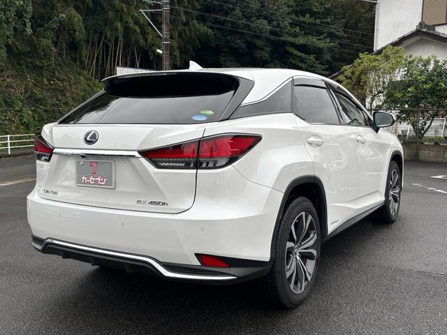 RX RX450h バージョンL ムーンルーフ セーフティシステムプラス パーキングサポートブレーキ ブラインドスポットモニター 革シート 前席パワーシート シートヒーター前後 三眼LEDヘッドライト LEDシーケンシャルターンランプ(8枚目)