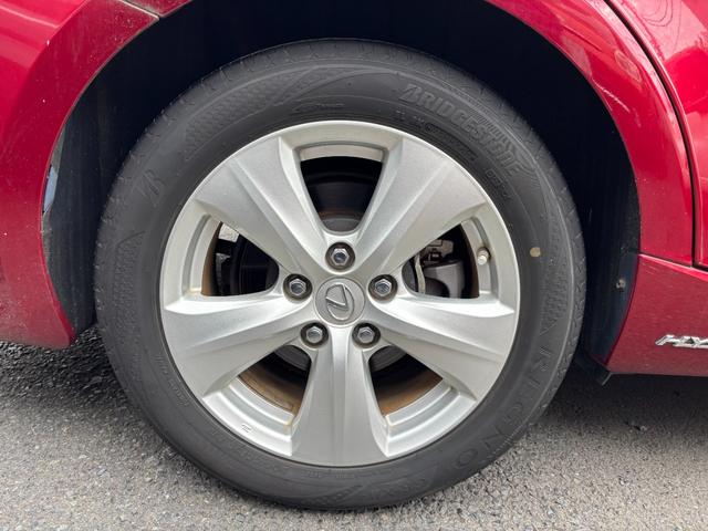 IS IS300h ワンオーナー 禁煙車 純正ナビ フルセグTV バックカメラ クリアランスソナー ETC2.0 プリクラッシュ レーダークルーズコントロール ブラインドスポットモニター 前席パワーシート&シートヒーター(13枚目)