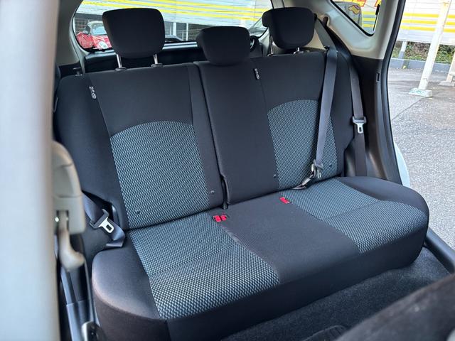 ノート Ｘ　ＤＩＧ－Ｓ　禁煙車　純正ナビ　ＴＶ　バックカメラ　エマージェンシーブレーキ　踏み間違い衝突防止アシスト　車線逸脱警報　ＥＴＣ　オートライト　プッシュスタート　インテリジェントキー２個　純正ドライブレコーダー（16枚目）