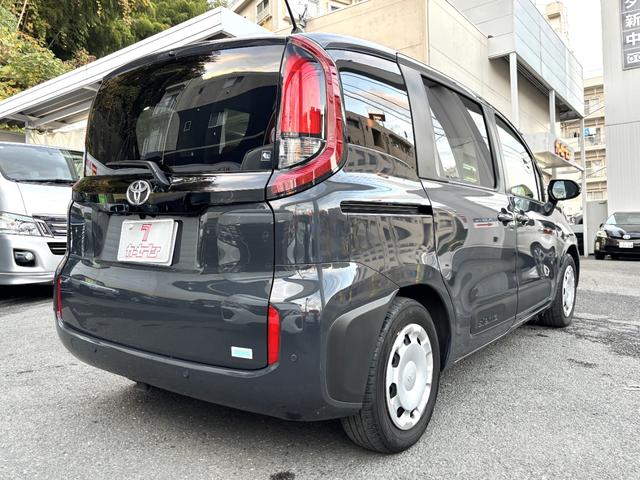 シエンタ Ｇ　禁煙　純正１０．５インチナビ　全方位カメラ　両側電動　ＬＥＤヘッドライト　セーフティセンス　パーキングサポートブレーキ　ブラインドスポット　スマートキー２個　レーダークルコン　点検記録簿２枚Ｒ７年有（8枚目）