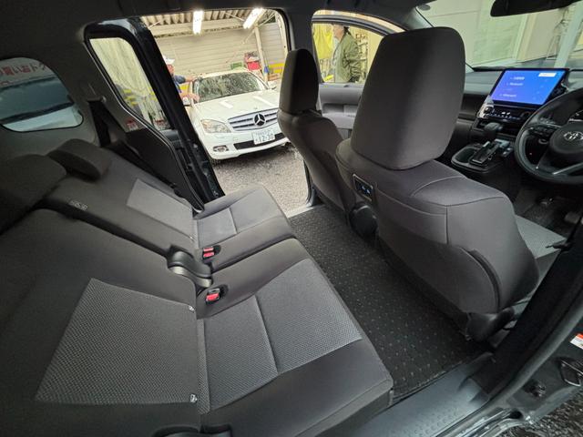 シエンタ Ｇ　禁煙　純正１０．５インチナビ　全方位カメラ　両側電動　ＬＥＤヘッドライト　セーフティセンス　パーキングサポートブレーキ　ブラインドスポット　スマートキー２個　レーダークルコン　点検記録簿２枚Ｒ７年有（19枚目）