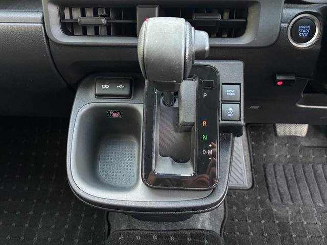 シエンタ Ｇ　禁煙　純正１０．５インチナビ　全方位カメラ　両側電動　ＬＥＤヘッドライト　セーフティセンス　パーキングサポートブレーキ　ブラインドスポット　スマートキー２個　レーダークルコン　点検記録簿２枚Ｒ７年有（41枚目）