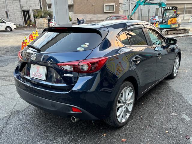 アクセラスポーツ ２０Ｓ　禁煙車　マツダコネクトナビ　フルセグＴＶ　バックカメラ　スマートシティブレーキサポート　ＥＴＣ　パドルシフト　プッシュスタート　スマートキー２個　オートライト　ＨＩＤ　ＣＤ　ＤＶＤ　Ｂｌｕｅｔｏｏｔｈ（9枚目）