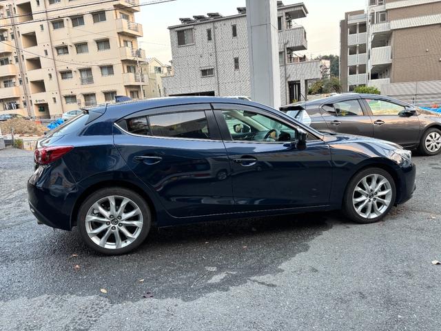 アクセラスポーツ ２０Ｓ　禁煙車　マツダコネクトナビ　フルセグＴＶ　バックカメラ　スマートシティブレーキサポート　ＥＴＣ　パドルシフト　プッシュスタート　スマートキー２個　オートライト　ＨＩＤ　ＣＤ　ＤＶＤ　Ｂｌｕｅｔｏｏｔｈ（10枚目）