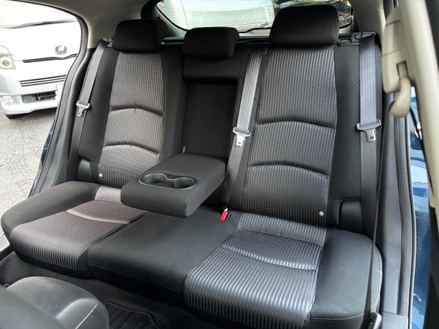 アクセラスポーツ ２０Ｓ　禁煙車　マツダコネクトナビ　フルセグＴＶ　バックカメラ　スマートシティブレーキサポート　ＥＴＣ　パドルシフト　プッシュスタート　スマートキー２個　オートライト　ＨＩＤ　ＣＤ　ＤＶＤ　Ｂｌｕｅｔｏｏｔｈ（21枚目）