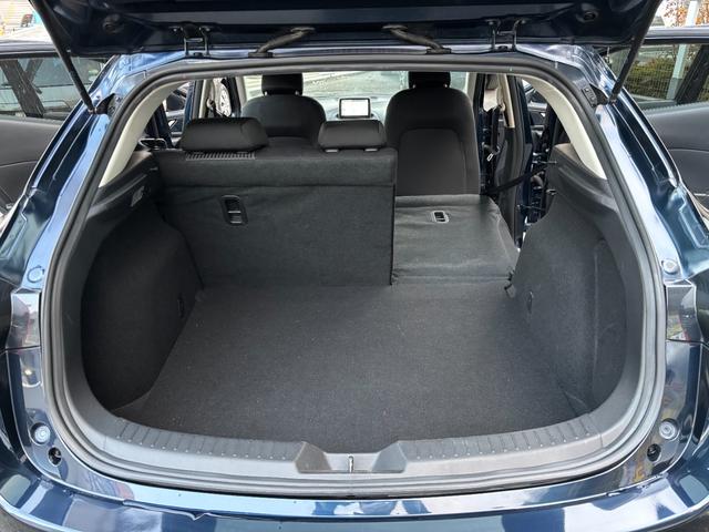 アクセラスポーツ ２０Ｓ　禁煙車　マツダコネクトナビ　フルセグＴＶ　バックカメラ　スマートシティブレーキサポート　ＥＴＣ　パドルシフト　プッシュスタート　スマートキー２個　オートライト　ＨＩＤ　ＣＤ　ＤＶＤ　Ｂｌｕｅｔｏｏｔｈ（25枚目）