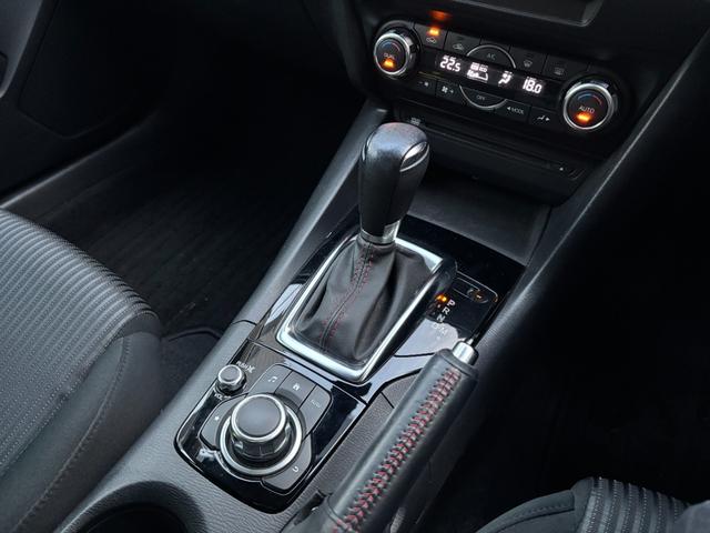 アクセラスポーツ ２０Ｓ　禁煙車　マツダコネクトナビ　フルセグＴＶ　バックカメラ　スマートシティブレーキサポート　ＥＴＣ　パドルシフト　プッシュスタート　スマートキー２個　オートライト　ＨＩＤ　ＣＤ　ＤＶＤ　Ｂｌｕｅｔｏｏｔｈ（40枚目）