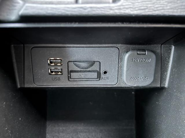 アクセラスポーツ ２０Ｓ　禁煙車　マツダコネクトナビ　フルセグＴＶ　バックカメラ　スマートシティブレーキサポート　ＥＴＣ　パドルシフト　プッシュスタート　スマートキー２個　オートライト　ＨＩＤ　ＣＤ　ＤＶＤ　Ｂｌｕｅｔｏｏｔｈ（49枚目）