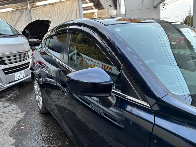 アクセラスポーツ ２０Ｓ　禁煙車　マツダコネクトナビ　フルセグＴＶ　バックカメラ　スマートシティブレーキサポート　ＥＴＣ　パドルシフト　プッシュスタート　スマートキー２個　オートライト　ＨＩＤ　ＣＤ　ＤＶＤ　Ｂｌｕｅｔｏｏｔｈ（52枚目）