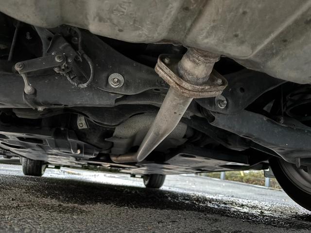 アクセラスポーツ ２０Ｓ　禁煙車　マツダコネクトナビ　フルセグＴＶ　バックカメラ　スマートシティブレーキサポート　ＥＴＣ　パドルシフト　プッシュスタート　スマートキー２個　オートライト　ＨＩＤ　ＣＤ　ＤＶＤ　Ｂｌｕｅｔｏｏｔｈ（56枚目）