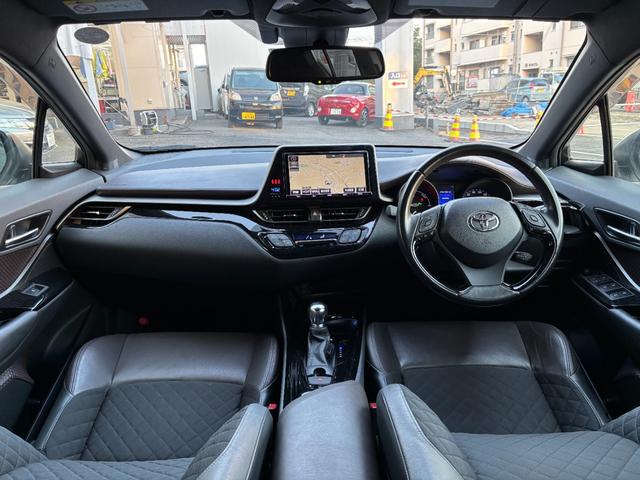 C-HR G ワンオーナー 禁煙車 純正ナビ フルセグTV バックカメラ ETC クリアランスソナー セーフティセンスP 前席シートヒーター プッシュスタート スマートキー オートライト LEDライト LEDフォグ(3枚目)