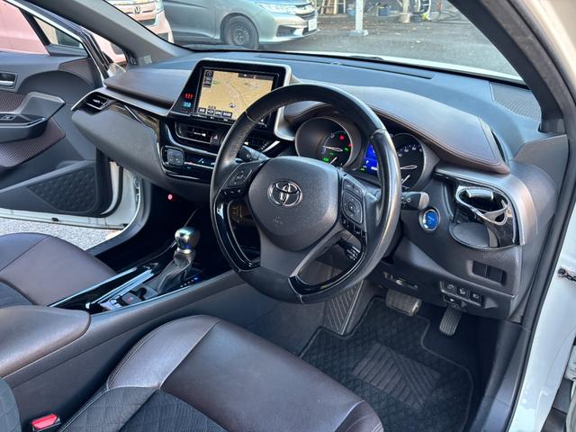 C-HR G ワンオーナー 禁煙車 純正ナビ フルセグTV バックカメラ ETC クリアランスソナー セーフティセンスP 前席シートヒーター プッシュスタート スマートキー オートライト LEDライト LEDフォグ(13枚目)