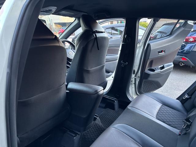 C-HR G ワンオーナー 禁煙車 純正ナビ フルセグTV バックカメラ ETC クリアランスソナー セーフティセンスP 前席シートヒーター プッシュスタート スマートキー オートライト LEDライト LEDフォグ(19枚目)