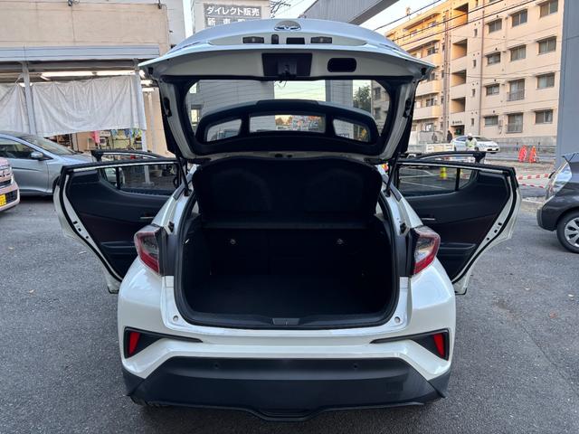 C-HR G ワンオーナー 禁煙車 純正ナビ フルセグTV バックカメラ ETC クリアランスソナー セーフティセンスP 前席シートヒーター プッシュスタート スマートキー オートライト LEDライト LEDフォグ(20枚目)