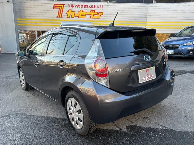 アクア Ｓ　ワンオーナー　禁煙車　純正ＳＤナビ　ワンセグＴＶ　ＤＶＤ／ＣＤ　ＳＤ　Ｂｌｕｅｔｏｏｔｈ　ＥＴＣ　プッシュスタート　スマートキー２個　記録簿Ｒ６年度有（3枚目）