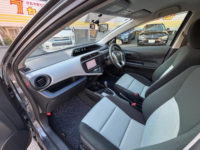 アクア Ｓ　ワンオーナー　禁煙車　純正ＳＤナビ　ワンセグＴＶ　ＤＶＤ／ＣＤ　ＳＤ　Ｂｌｕｅｔｏｏｔｈ　ＥＴＣ　プッシュスタート　スマートキー２個　記録簿Ｒ６年度有（12枚目）