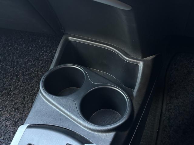 アクア Ｓ　ワンオーナー　禁煙車　純正ＳＤナビ　ワンセグＴＶ　ＤＶＤ／ＣＤ　ＳＤ　Ｂｌｕｅｔｏｏｔｈ　ＥＴＣ　プッシュスタート　スマートキー２個　記録簿Ｒ６年度有（32枚目）