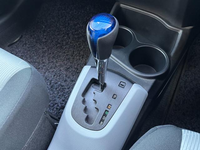 アクア Ｓ　ワンオーナー　禁煙車　純正ＳＤナビ　ワンセグＴＶ　ＤＶＤ／ＣＤ　ＳＤ　Ｂｌｕｅｔｏｏｔｈ　ＥＴＣ　プッシュスタート　スマートキー２個　記録簿Ｒ６年度有（33枚目）