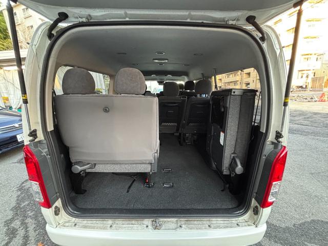 ハイエースワゴン ＧＬ　１オーナー　パワースライドドア　ステアスイッチ　　ＬＥＤヘッドライトスマートキー　イージークローザードア　　セーフティセンスＰ　メモリーナビＴＶ　Ｂカメラ　後席モニタ　ディーラー記録簿４枚６年（25枚目）